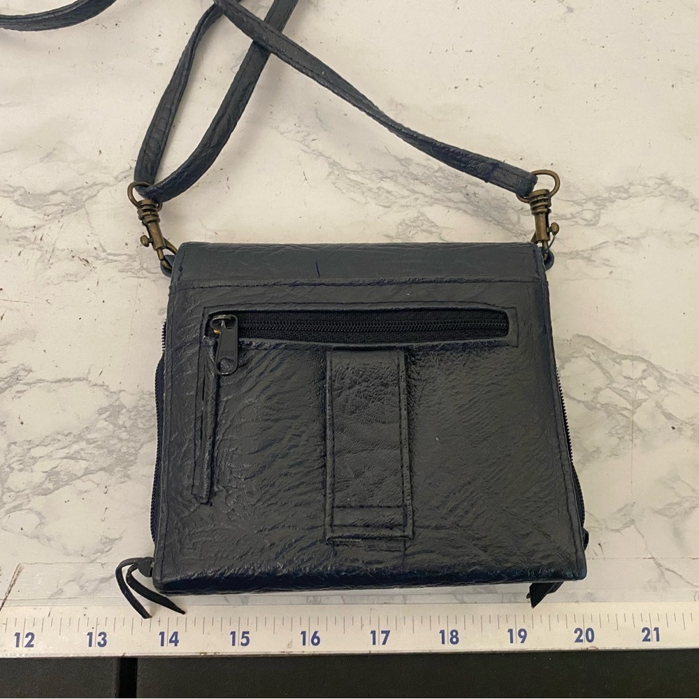 Womens Crossbody Purse Navy Blue Vegan Leather by Urban Equipment Hiking… - Picture 5 of 10
